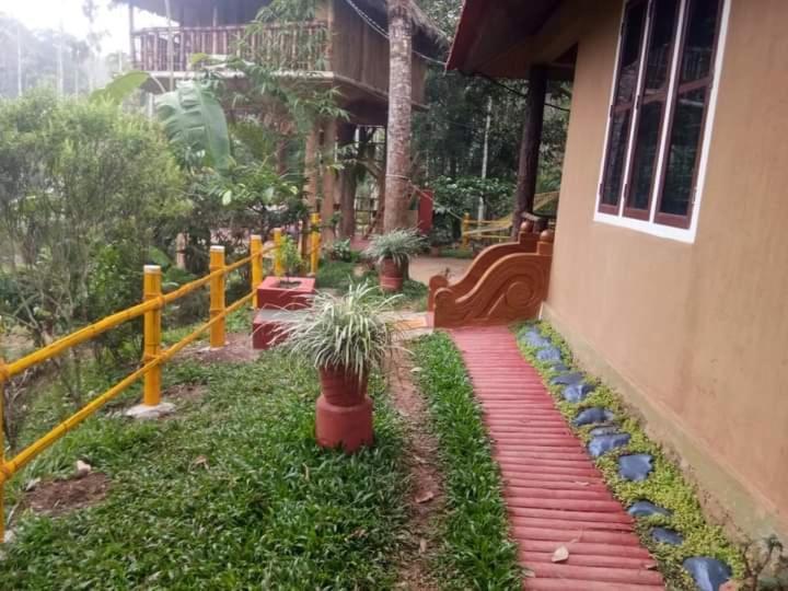 Kalidasa Tree House And Villa, Wayanad Chegat Room photo